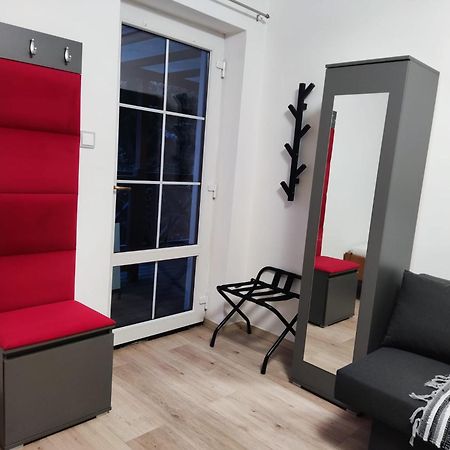 Motyli Chalupa - Luxusni Apartmany U Jestedu Dlouhy Most Экстерьер фото
